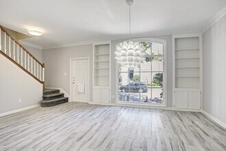 Building Photo - 7527 Del Monte Dr
