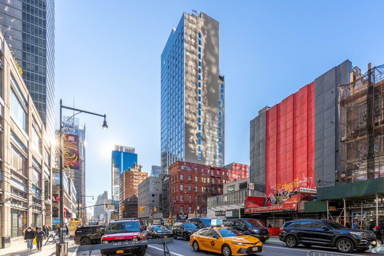 Primary Photo - 311 W 46th St