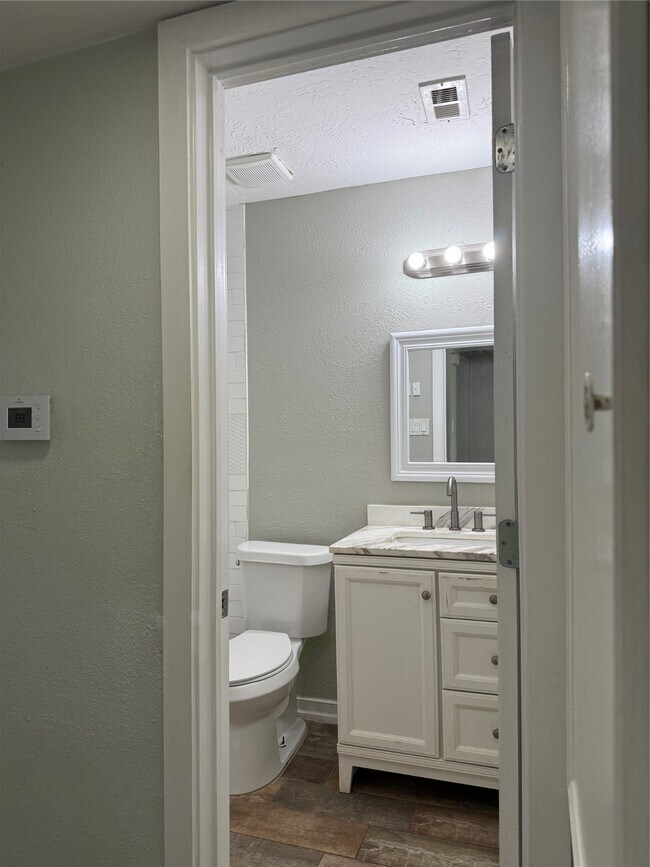 Foto del edificio - 7425 Cook Rd