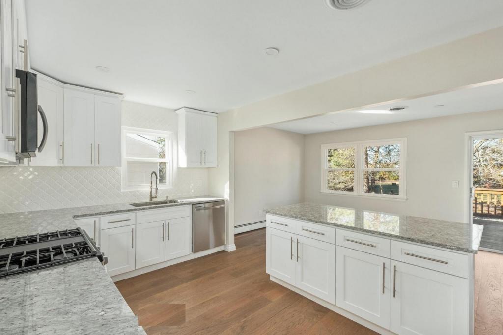 60 Castleton Dr, Toms River, NJ 08757 House Rental in Toms River, NJ