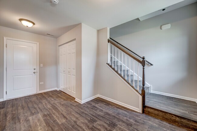 Building Photo - 4163 Calder Ln