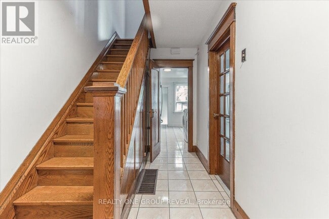 Building Photo - 89 Strathmore Blvd