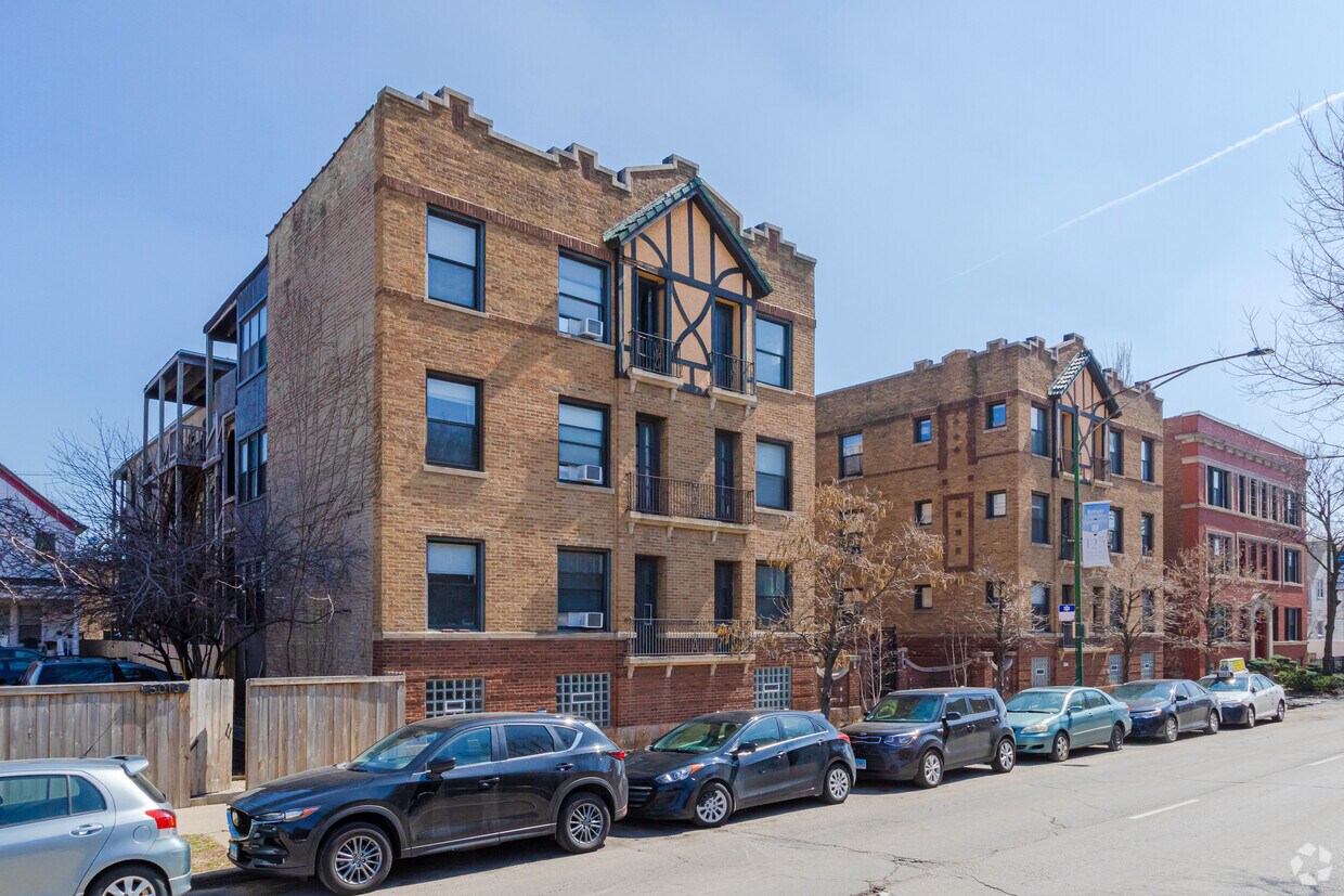 Primary Photo - 5001-5009 N Ashland Ave