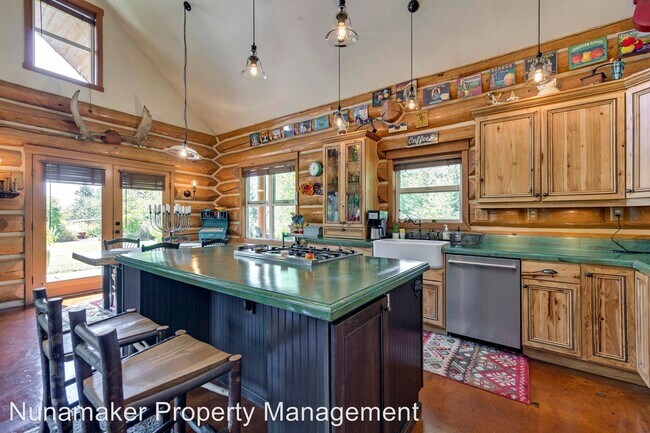 Building Photo - 3 br, 2.5 bath House - 121 Snowden Road