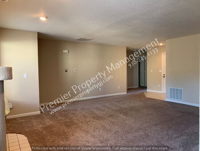 Building Photo - 526 Rado Dr C
