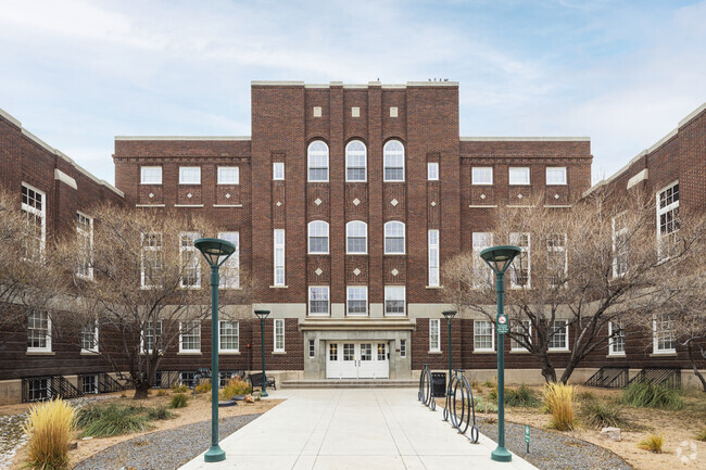 Foto del edificio - Gym Lofts at Albuquerque High