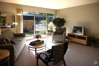 Living Room - Kensington Manor Apartments