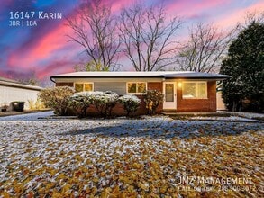 Building Photo - 16147 Karin St