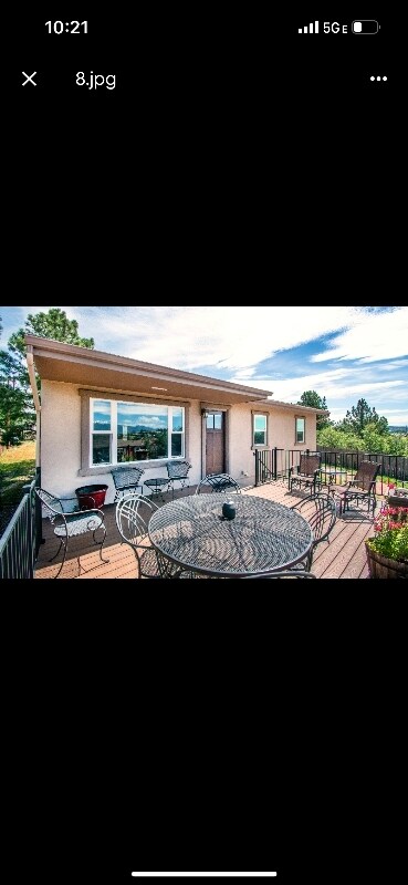 Foto del edificio - 734 Hillview Rd