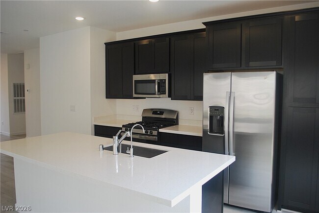 Foto del edificio - 893 Carlton Ter Ln