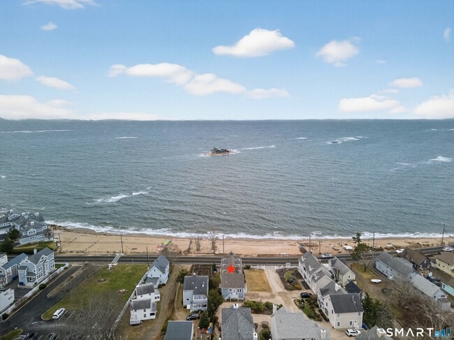 Building Photo - 82 Limewood Ave