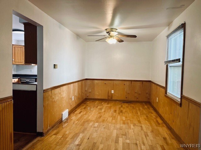 Foto del edificio - 199 Fairgreen Dr