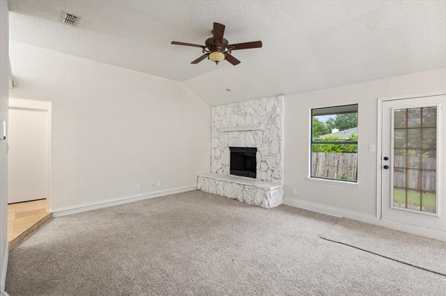 Building Photo - 931 Fiero Dr
