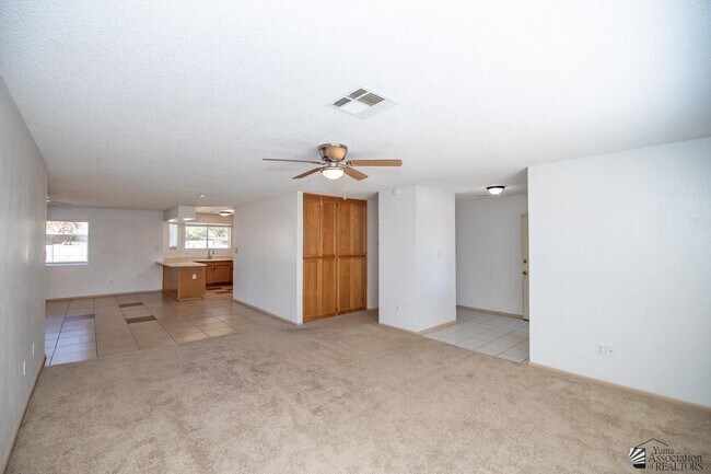Foto del edificio - 7220 E 24th Ln