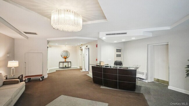 Foto del edificio - 703 Pelham Rd