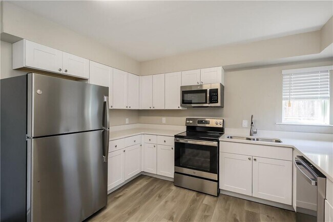 Foto del edificio - 3417 NW 41st St