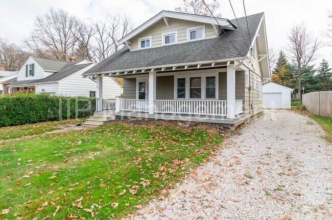 Building Photo - 4518 Telhurst Rd