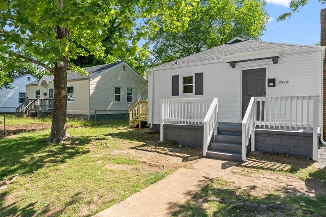 Foto del edificio - 2918 Lynhaven Ave