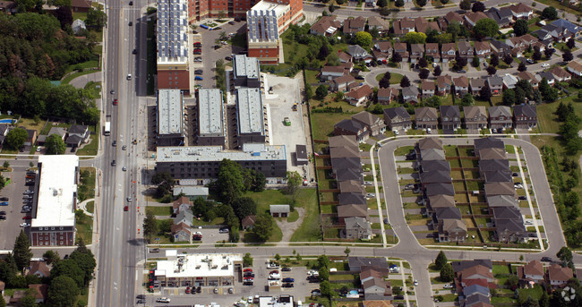 Aerial Photo - 1800 Simcoe Street North