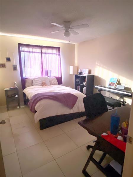 Foto del edificio - 3508 NW 14th Ct