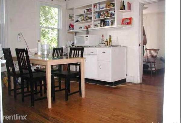 Primary Photo - 3 br, 1 bath Apartment - 27 Market St