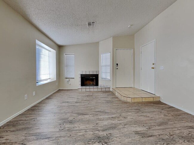 Building Photo - 7416 Lattimore Dr