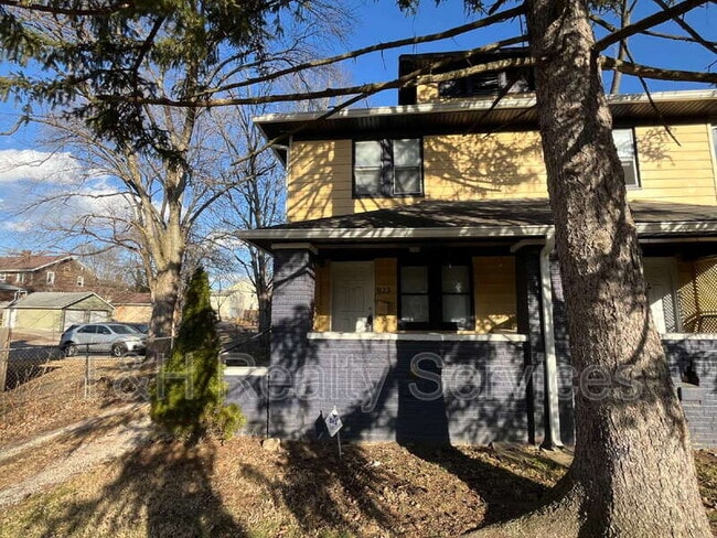 Building Photo - 23 S Spencer Ave