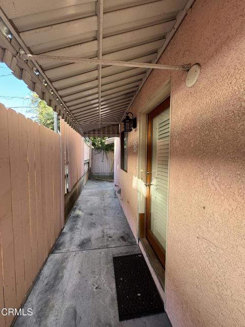 Foto del edificio - 210 N Primrose Ave