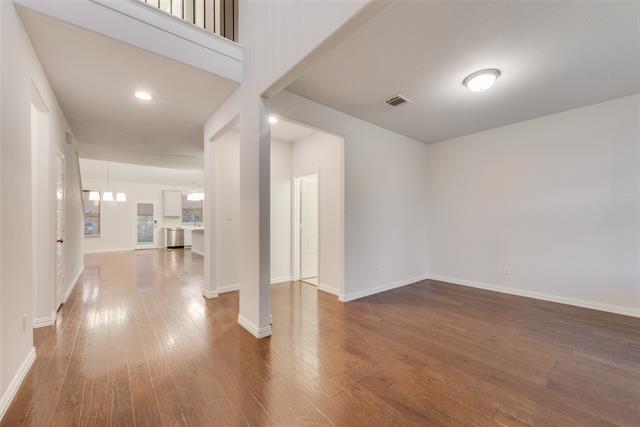 Foto del edificio - 2418 Hillview Dr