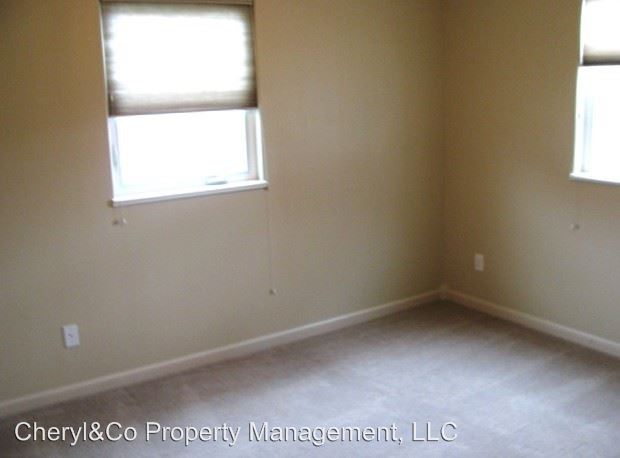 Building Photo - 310 Wildrose Ln