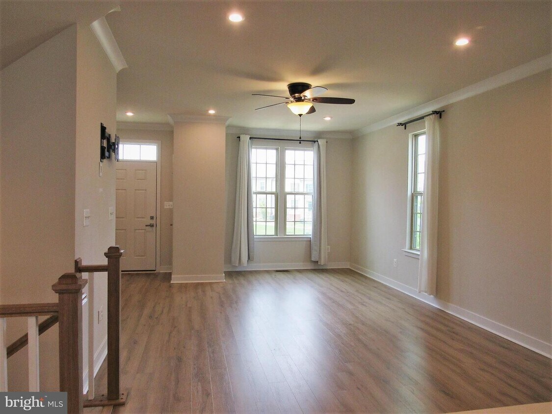 2139 Hemlock Bay Rd, Dumfries, VA 22026 Townhome Rentals in Dumfries