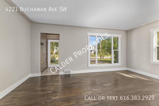 Building Photo - 4221 Buchanan Ave SW