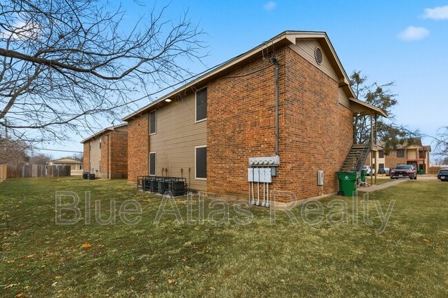 Building Photo - 5104 Herrick Ct