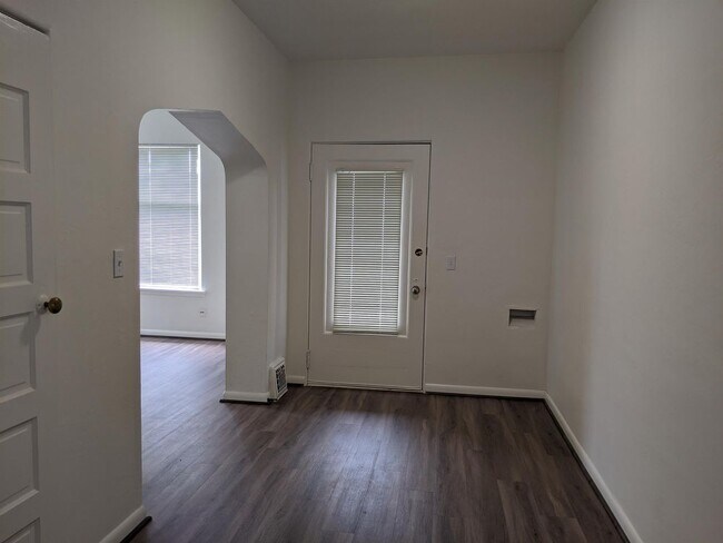 Building Photo - 620 12th Avenue East - A