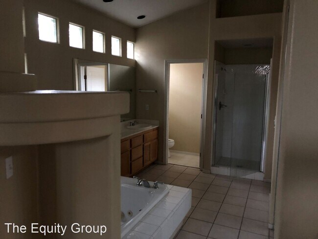 Foto del edificio - 4 br, 2 bath House - 1536 East Parkview Ave