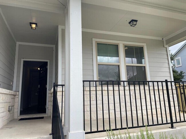 Foto del edificio - 1029 Kerrwood Wy