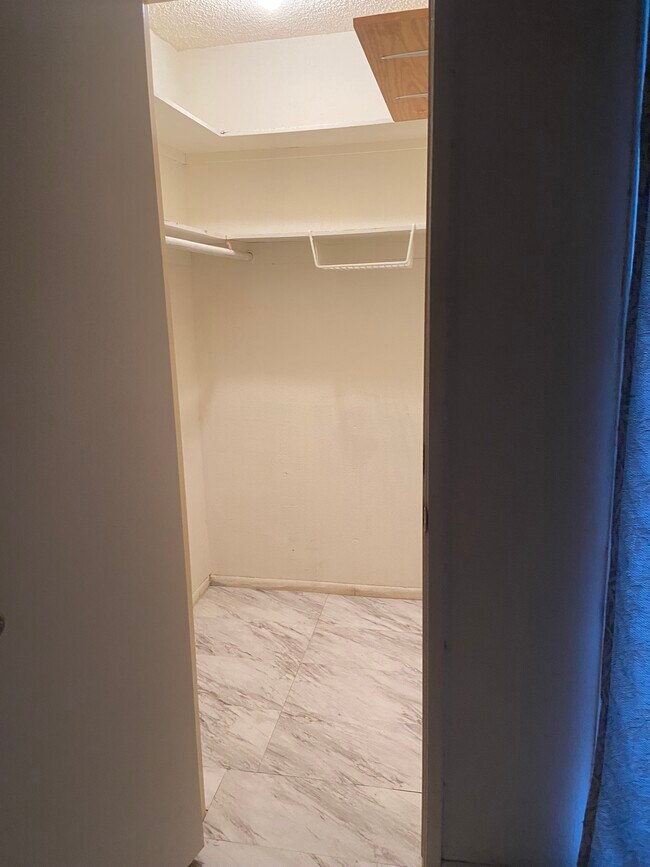 Foto del edificio - 9645 Spyglass Ave