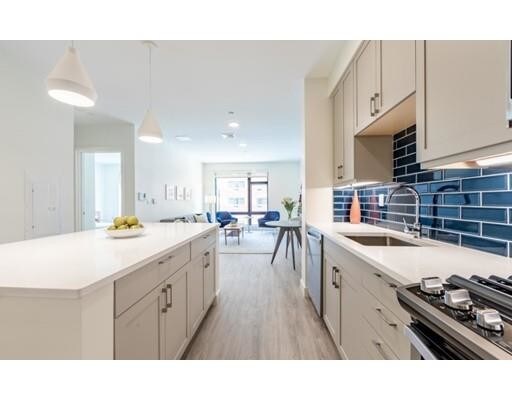 Building Photo - 110 Rantoul St