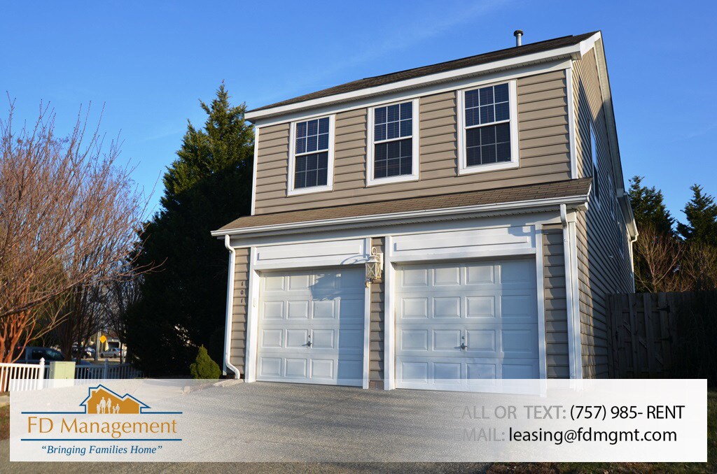Foto principal - 3 Bedroom in York School District Availabl...