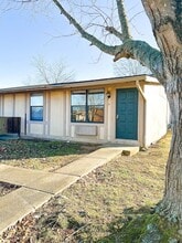 Building Photo - 2421 Madison St