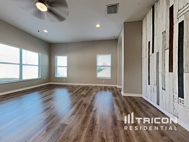 Building Photo - 6825 Boulder Run Loop Wesley Chapel FL
