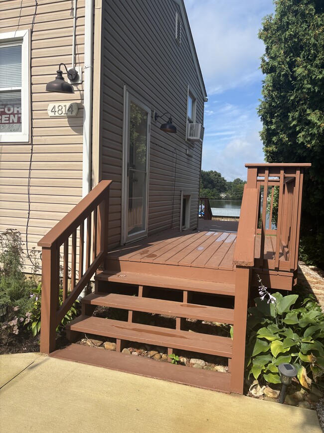 Building Photo - 4814 Whyem Dr