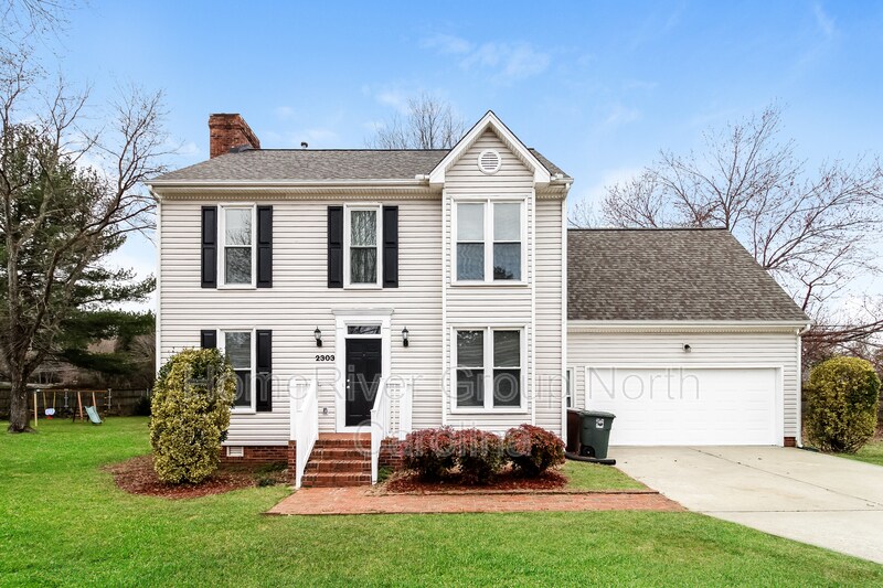 Primary Photo - 2303 Bayleaf Ct