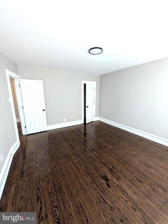 Foto del edificio - 5344 Saul St