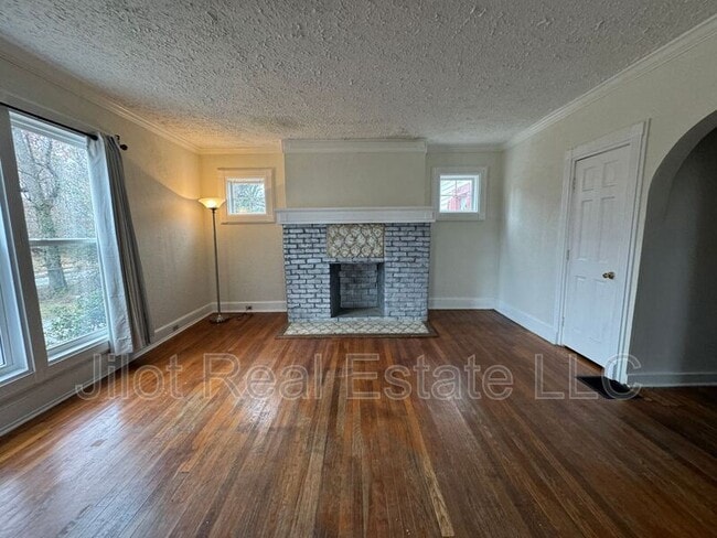 Building Photo - 3587 Midway Rd
