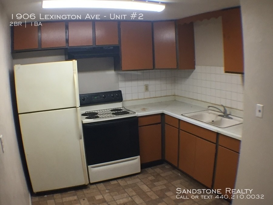 Primary Photo - 2 BR, Central Air, Section 8 OK!