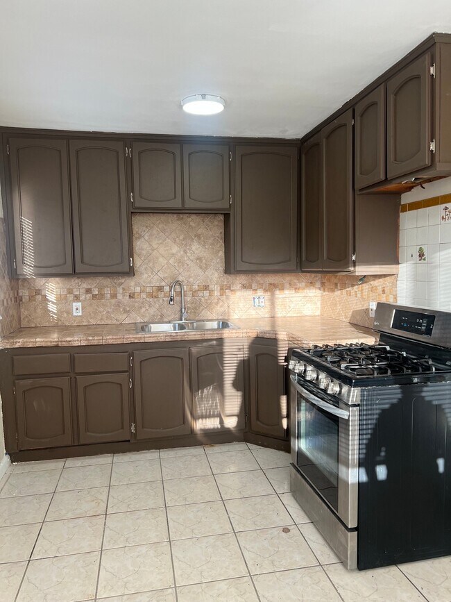 Foto del edificio - 13930 Anderson St