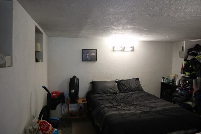 Building Photo - 704 Washington Ave