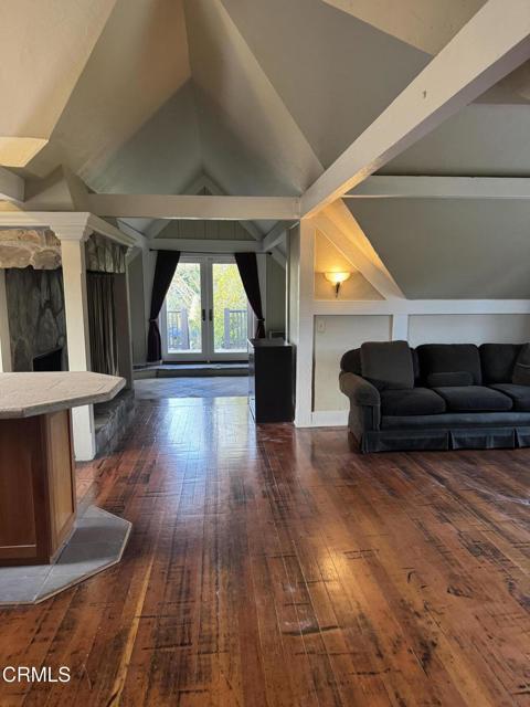 Foto del edificio - 141 N Grand Ave