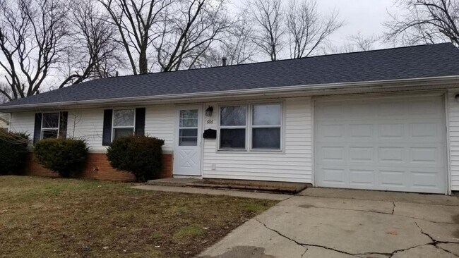 Building Photo - 606 Sunrise Dr